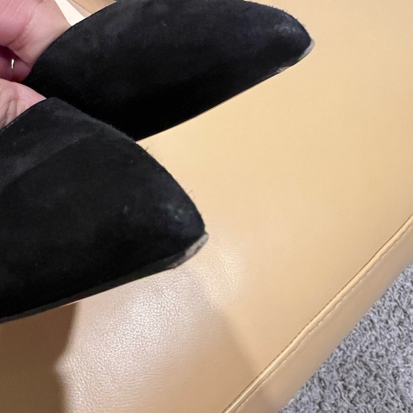 CHRISTIAN LOUBOUTIN
Kate 100 suede pumps: Shoe bag included - Picture 5 of 5